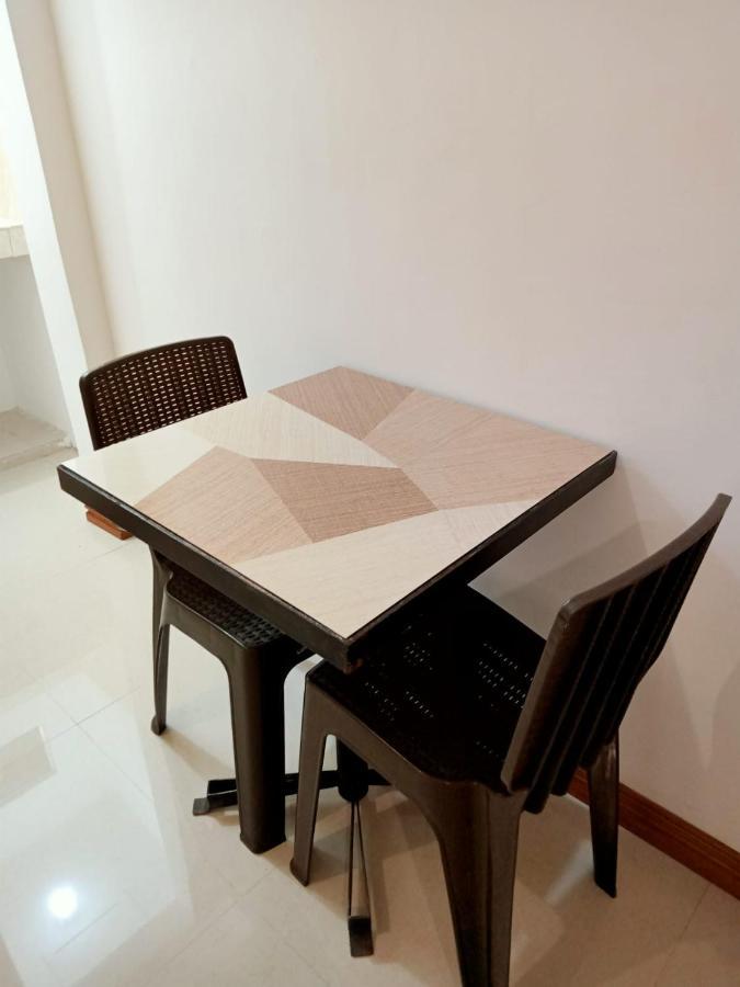 __Aplaridel Inn Suites__ Angeles Εξωτερικό φωτογραφία