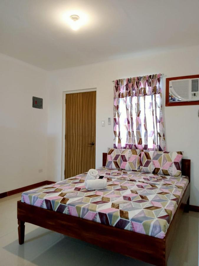 __Aplaridel Inn Suites__ Angeles Εξωτερικό φωτογραφία