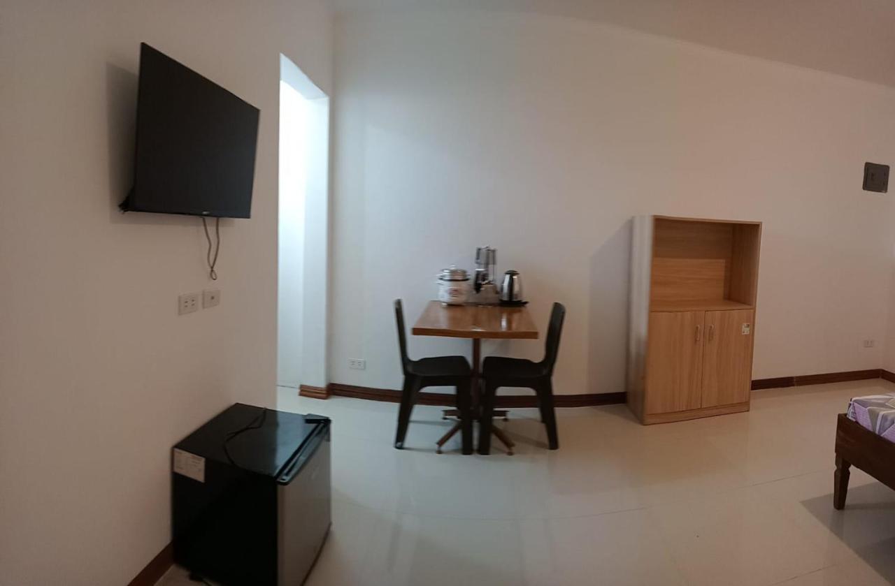 __Aplaridel Inn Suites__ Angeles Εξωτερικό φωτογραφία