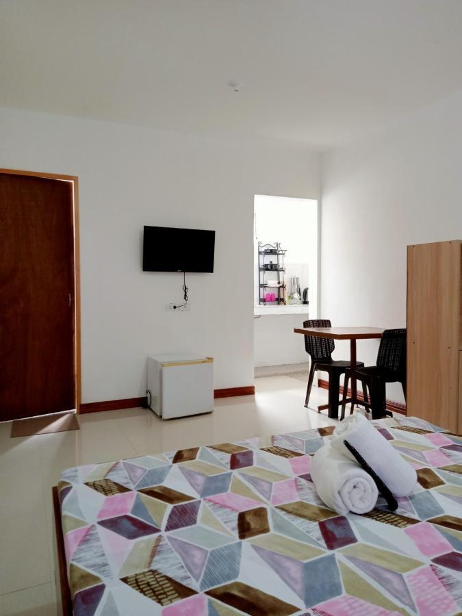__Aplaridel Inn Suites__ Angeles Εξωτερικό φωτογραφία